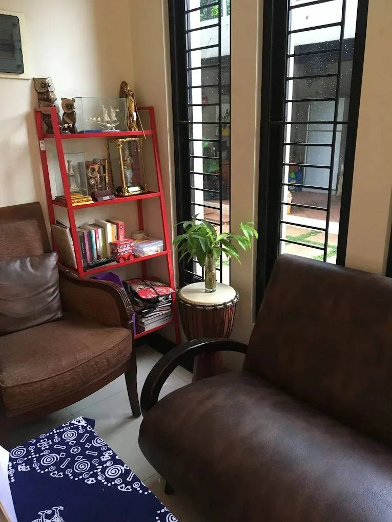 Tipe A (ukuran kamar lebih kecil outside window)