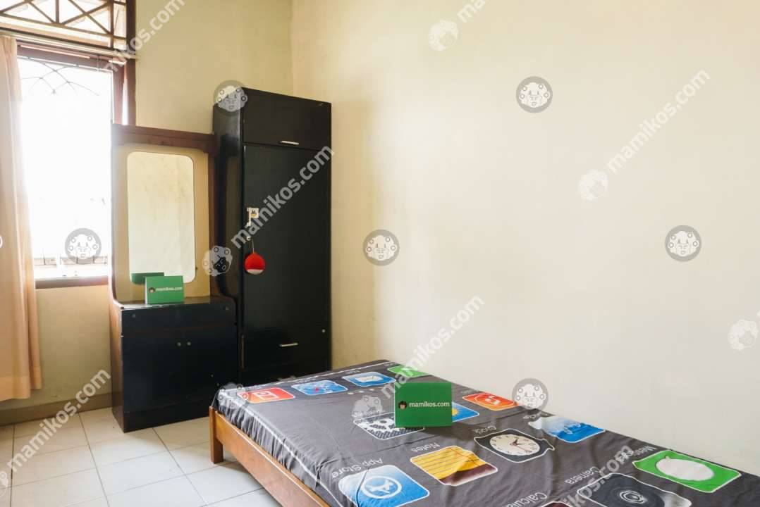 Kost Mami Indri Beji Depok