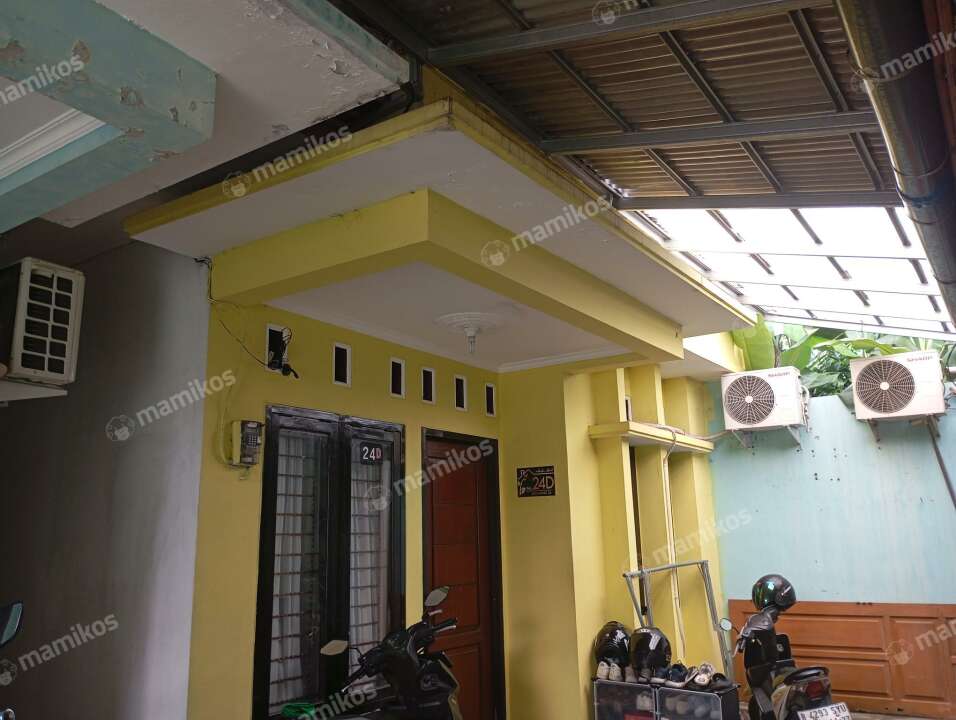 Rumah Kontrakan Kuning Ibu Nemi Jagakarsa Jakarta Selatan