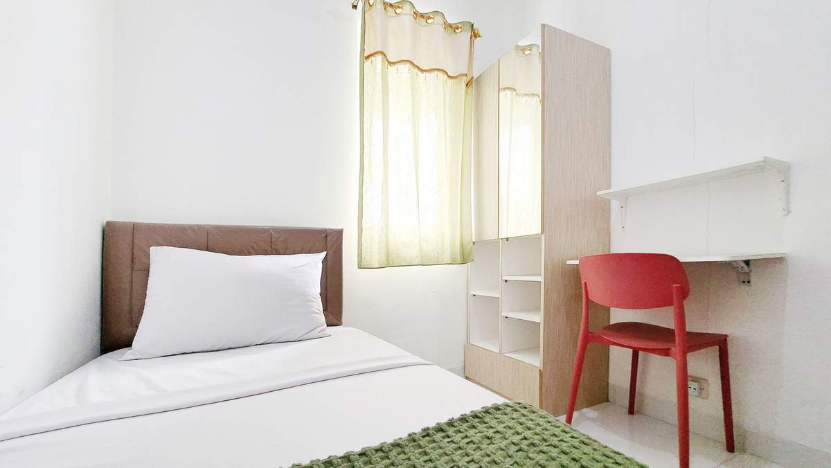 Foto Rukita Unit Kencana Putri Kost Summarecon Bekasi