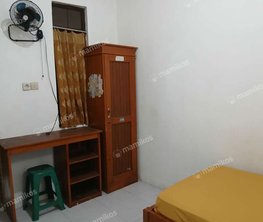 Kost GR3SS Larangan Tangerang