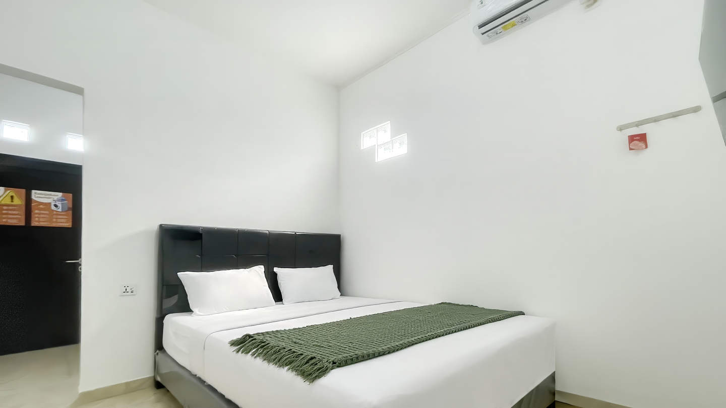 Foto Rukita Unit Uma Kost Rumarame Cikarang 2