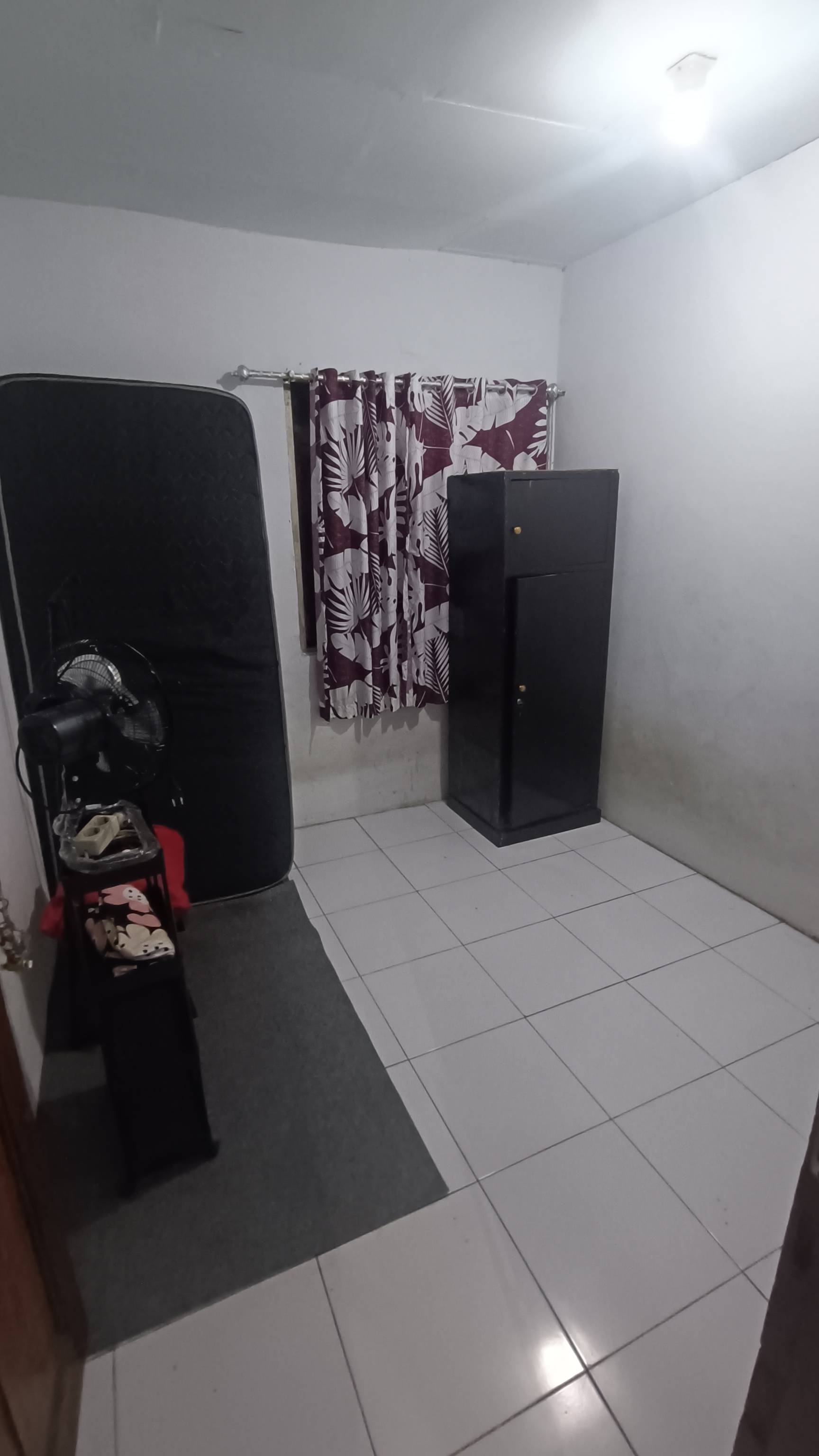 Kamar 1