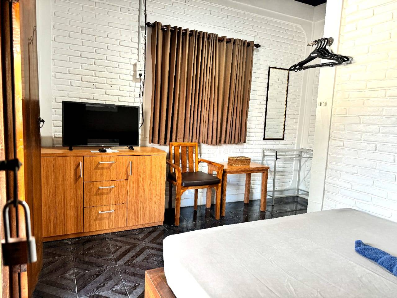 1 tempat tidur