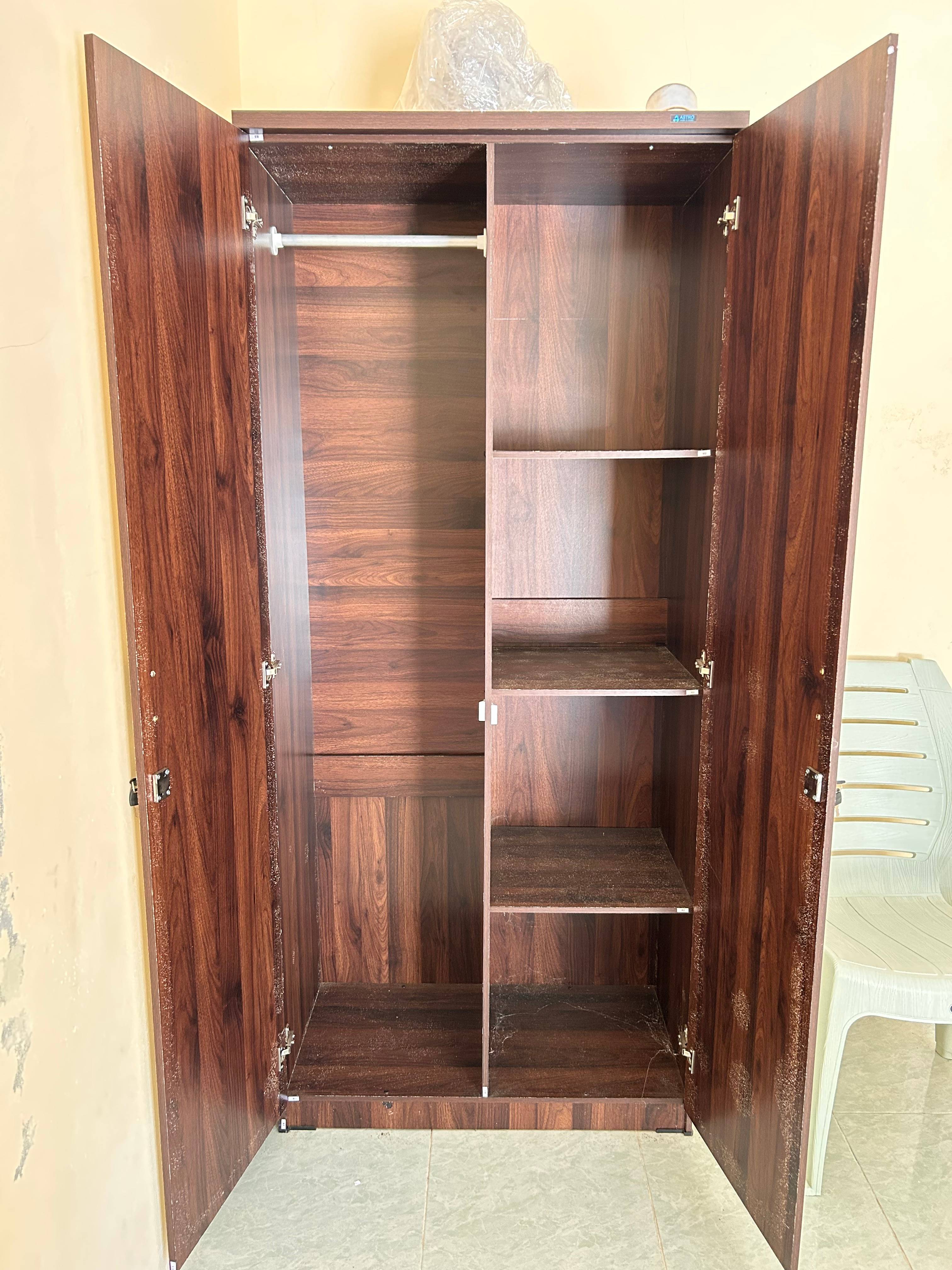Kamar Timur 1