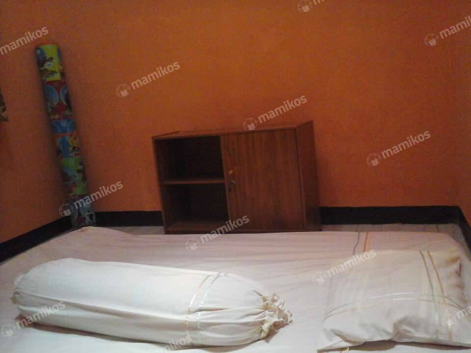 Kost Pak Zainal Amir Kramat jati Jakarta Timur