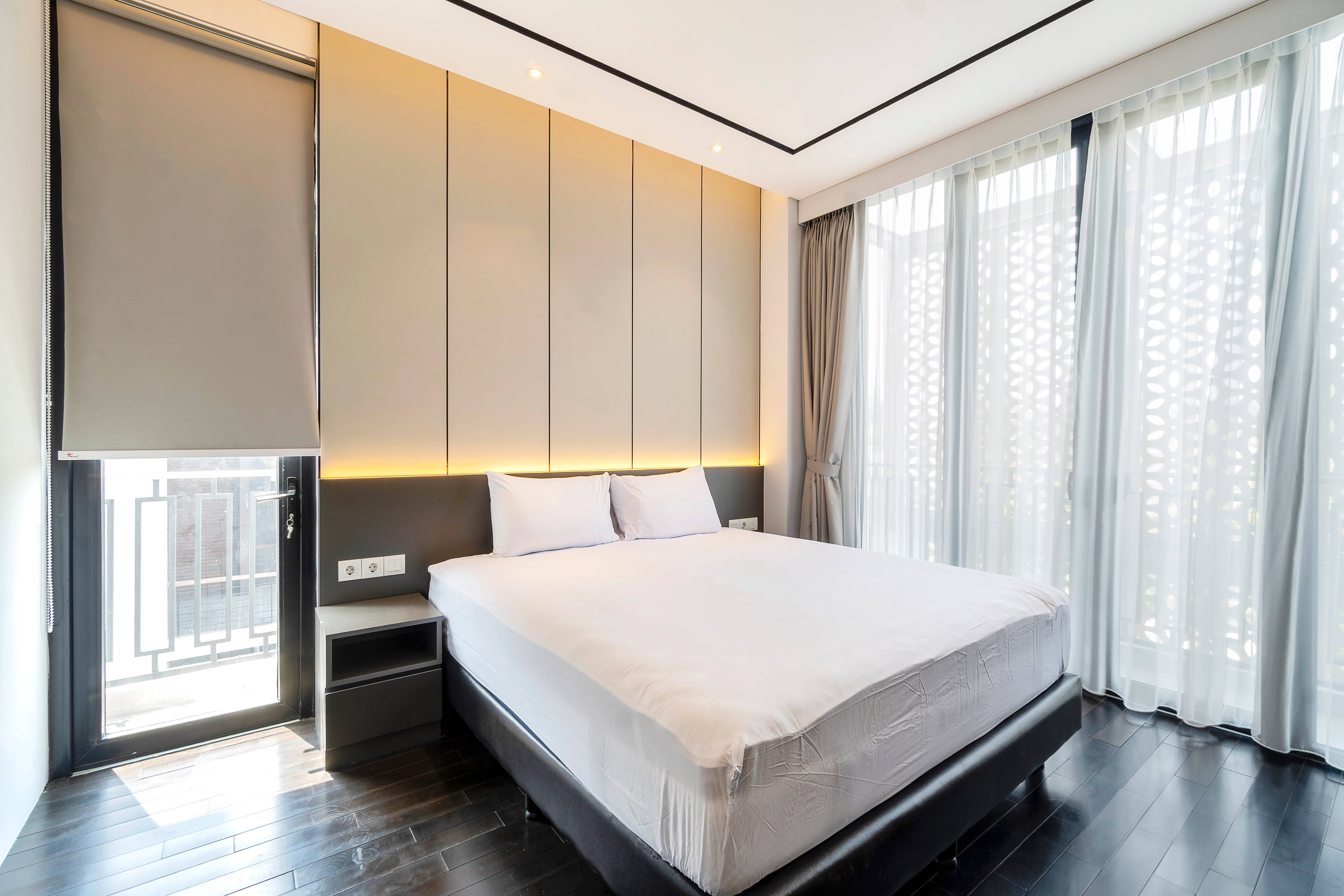 Flat Residence King G