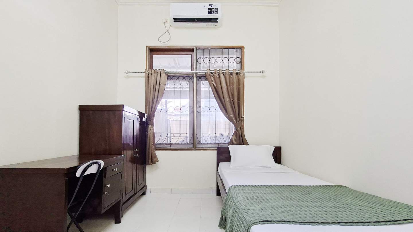 Foto Rukita Unit Rukos Molek Kelapa Gading