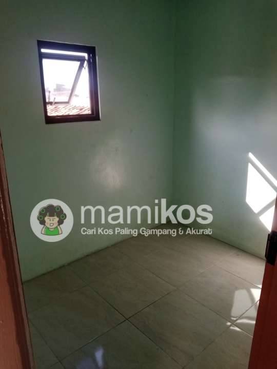 Kost Biru Standar Larangan Tangerang