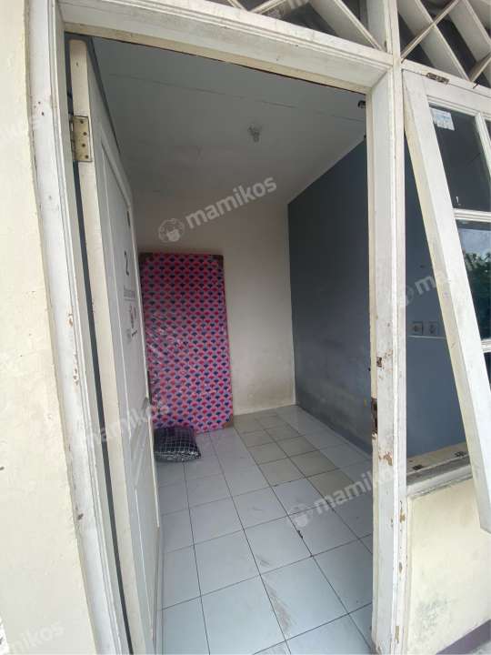 Kost Hj Ulfiah 2 Pancoran Jakarta Selatan