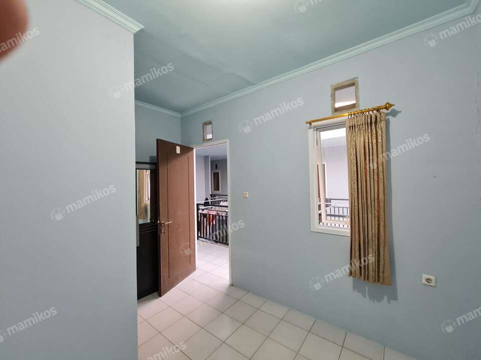 Kost Ibu Wiwik Beji Depok