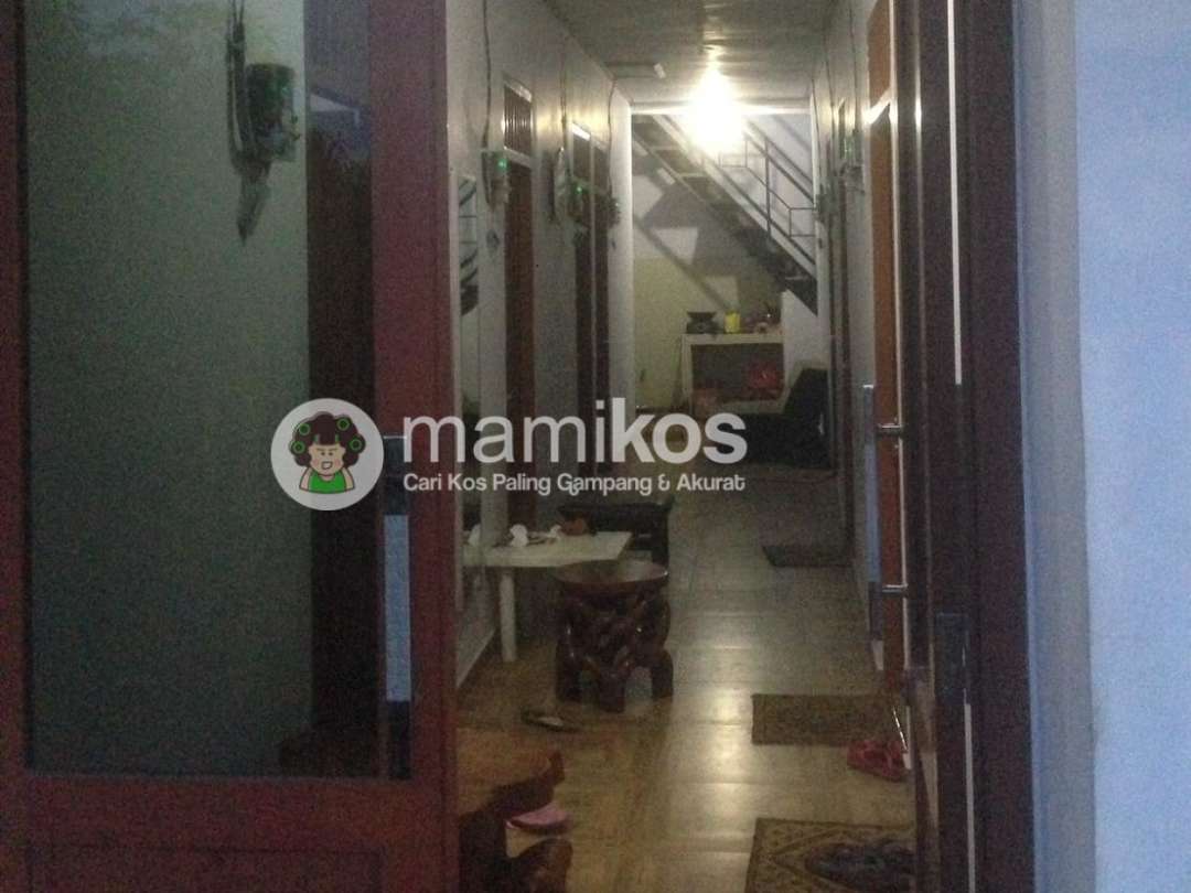 Kost Mama Yenie Bekasi Selatan