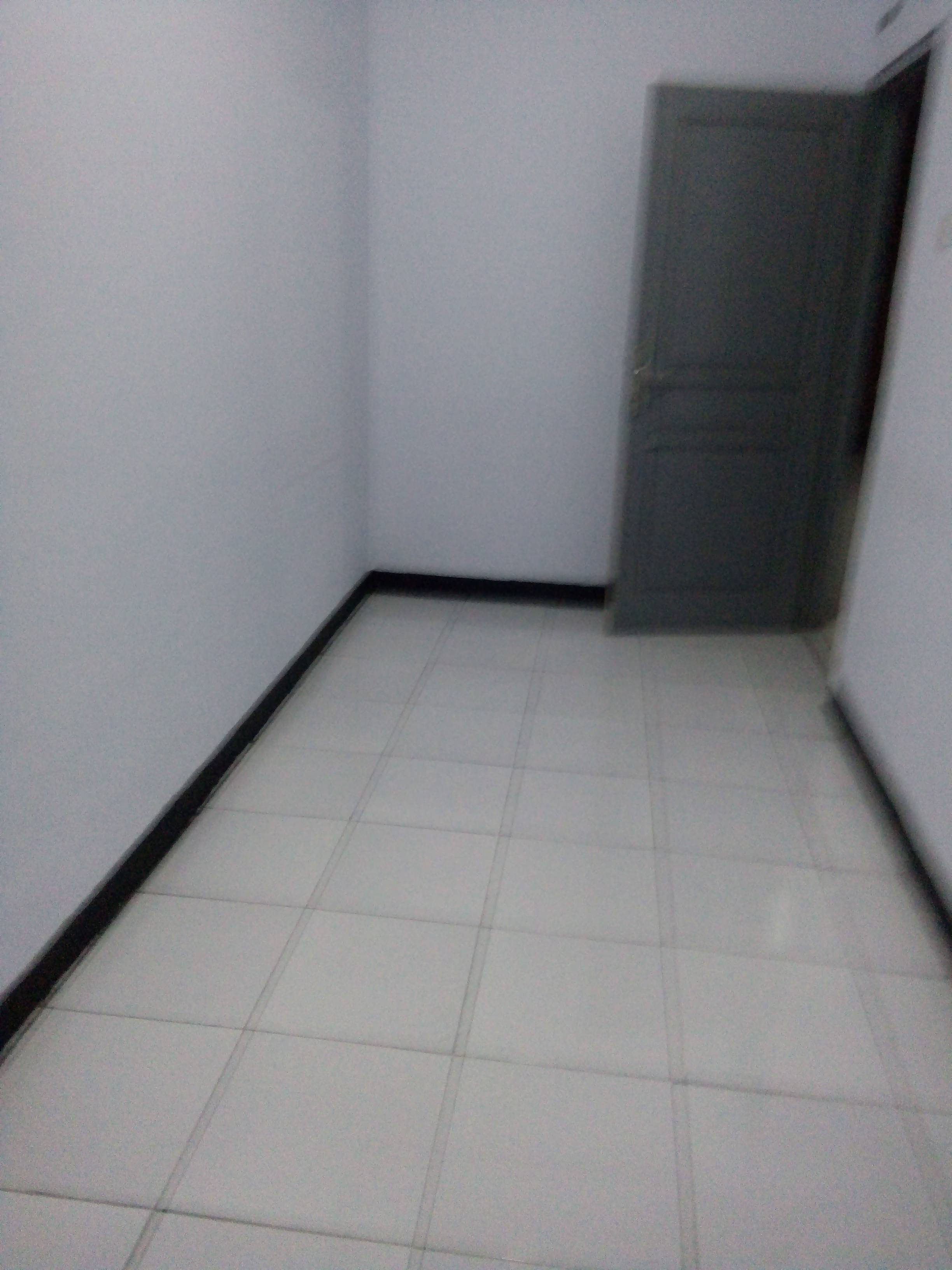 Kamar 1