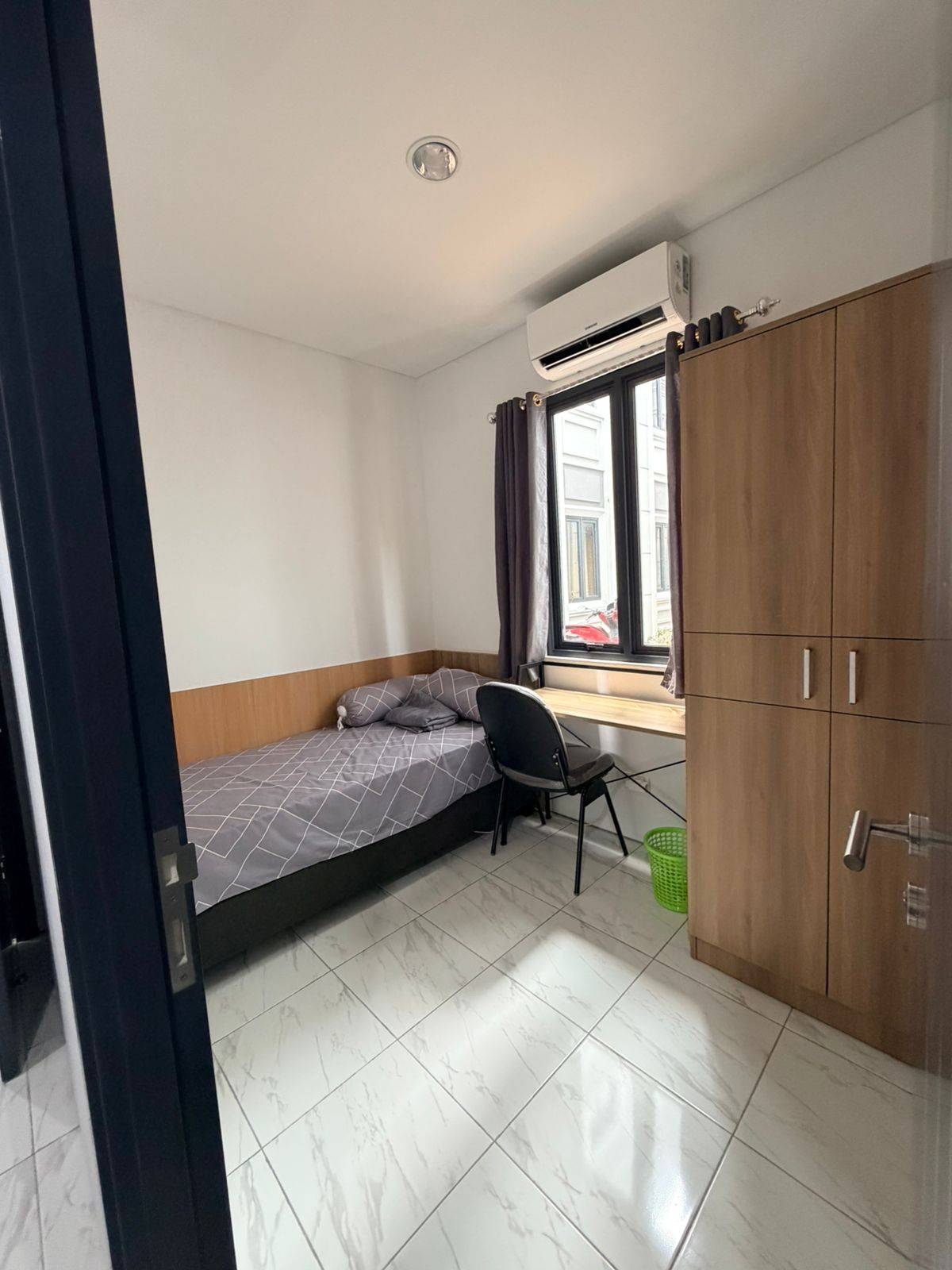 Kamar lt2