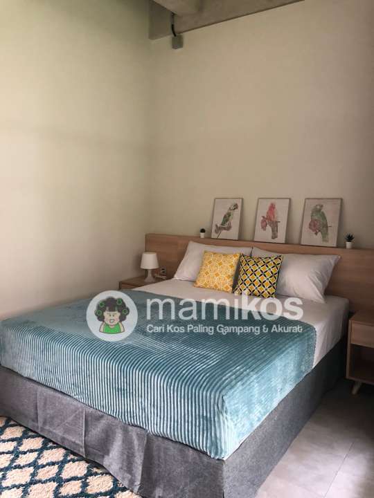 Kost Athome 19 Deluxe Room Mampang Prapatan Jakarta Selatan