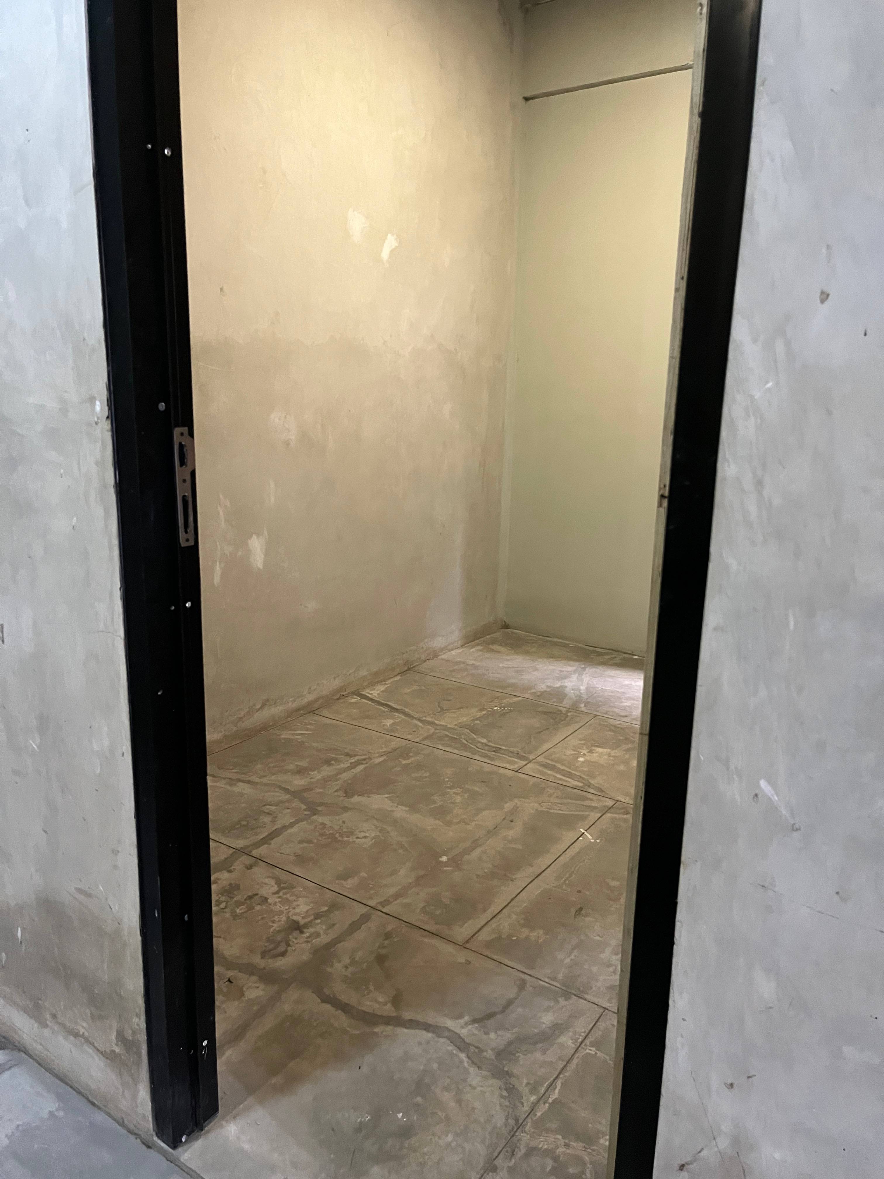 Non Kamar Mandi