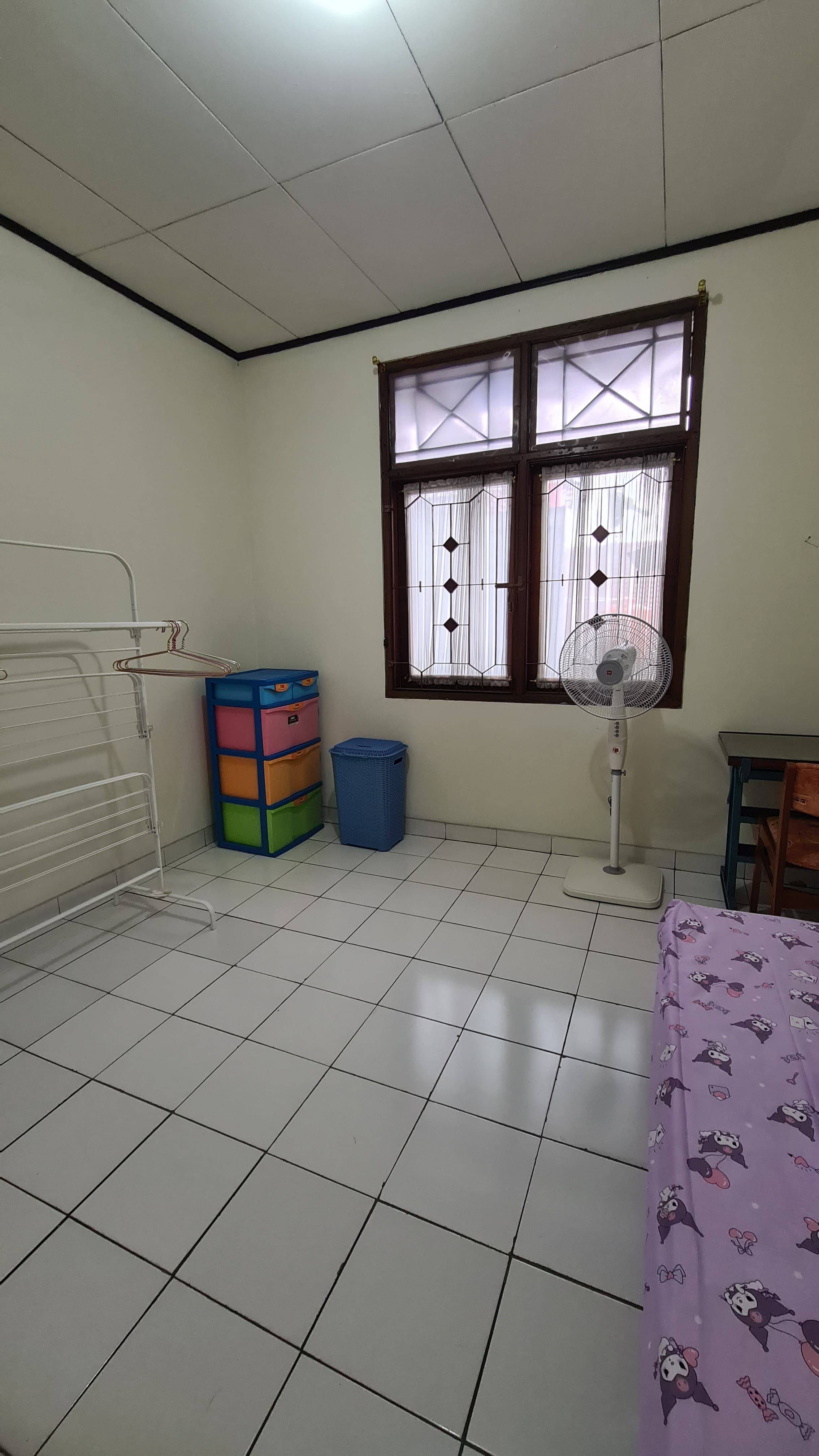 Kamar Suneo Honekawa