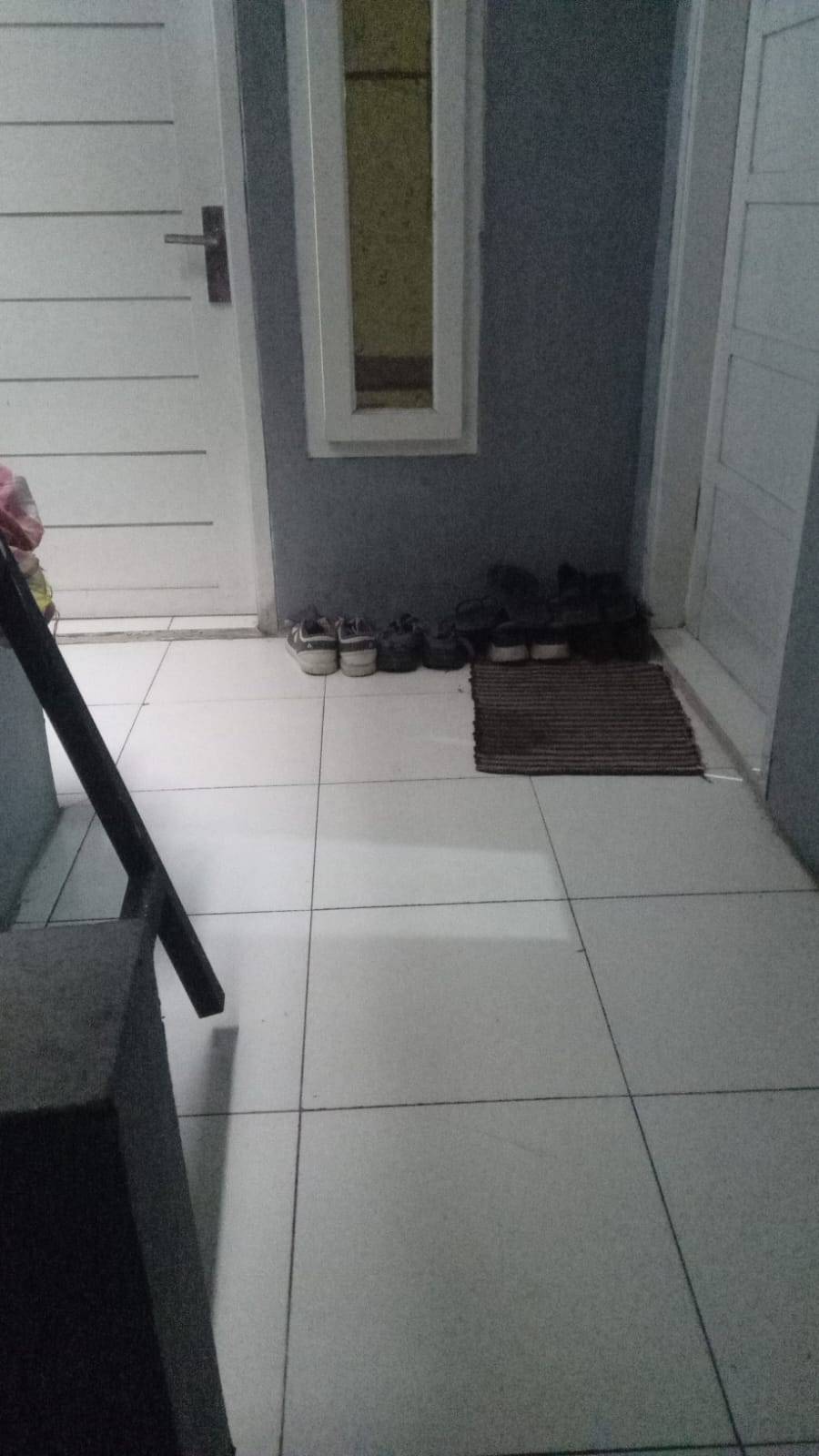 Closet Duduk