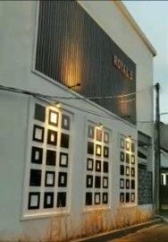 Kos Royal Sigura-gura dekat UB Type 1