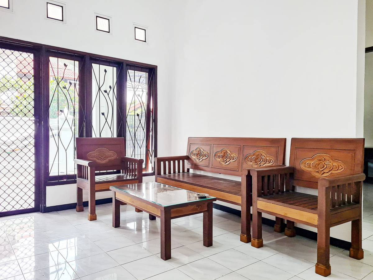 Foto Rukita Unit Mia Exclusive Kost Putra Rungkut Mejoyo Surabaya