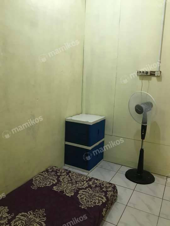 Kost Hj Zakiyah Kebayoran Lama Jakarta Selatan