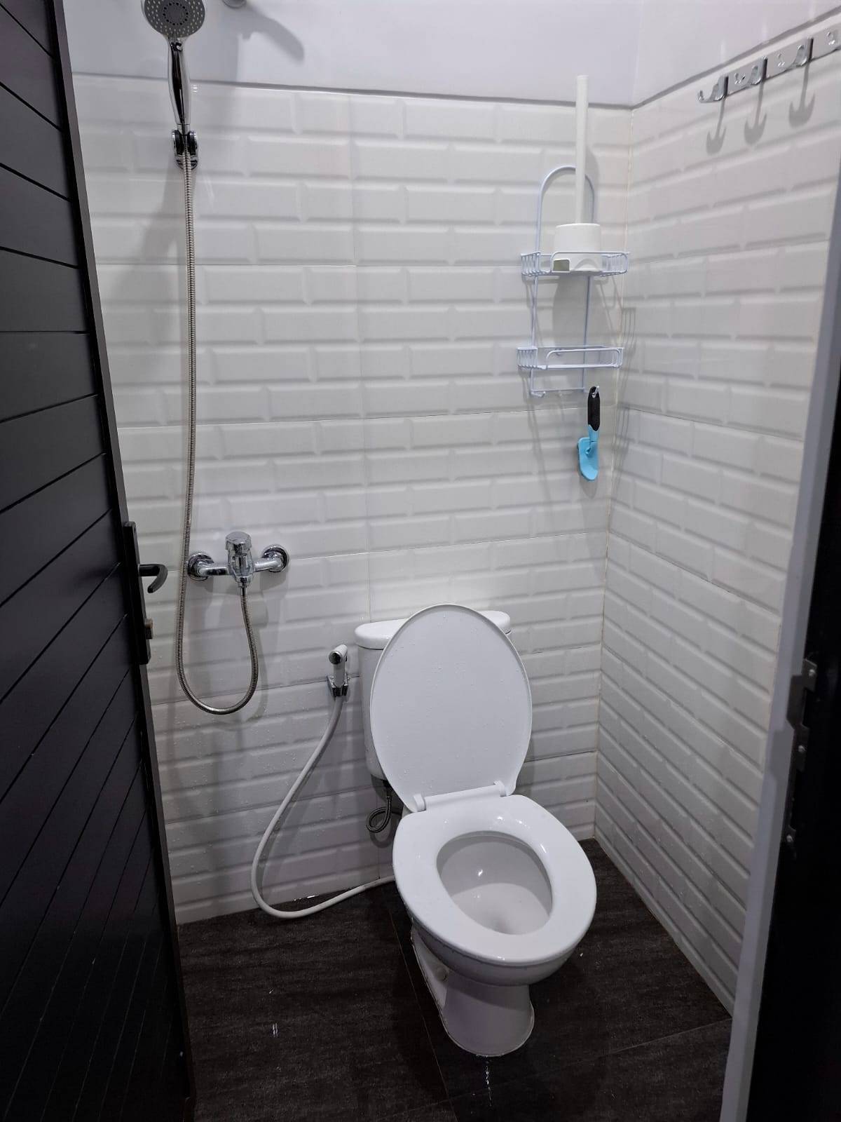 Terdiri dari 6 kamar