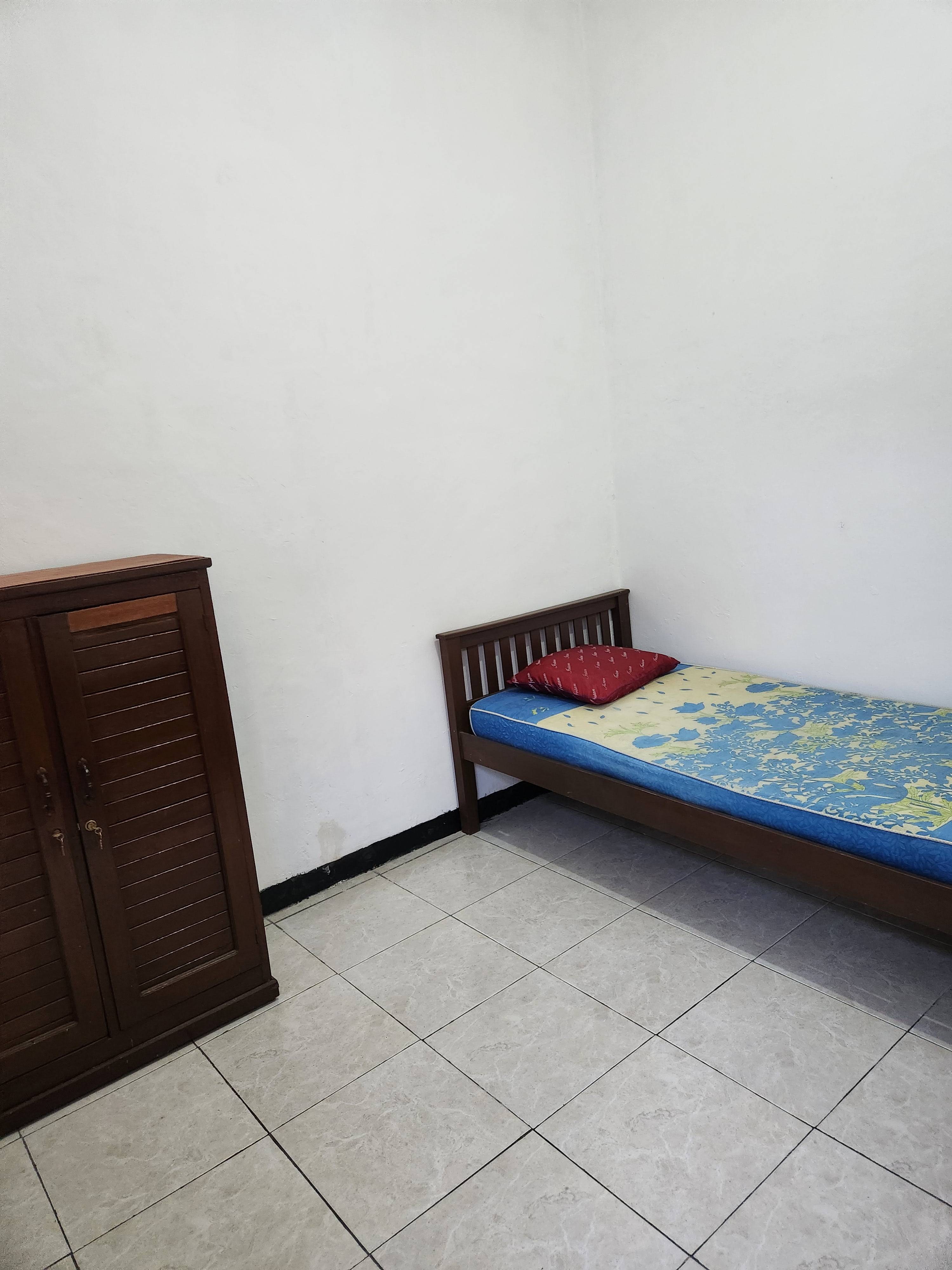 Kamar - L