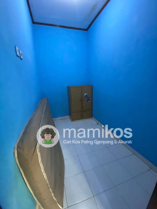 Kost Rumah Biru 1 Tipe A Kebayoran Lama Jakarta Selatan