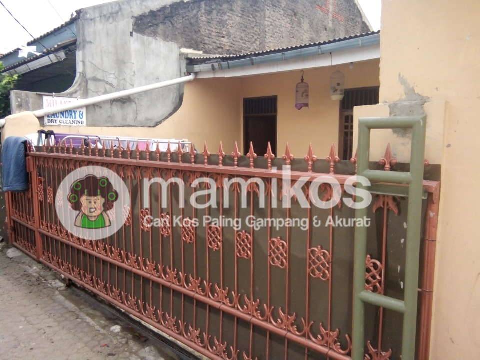 Kost Ibu Nando Ciledug Tangerang