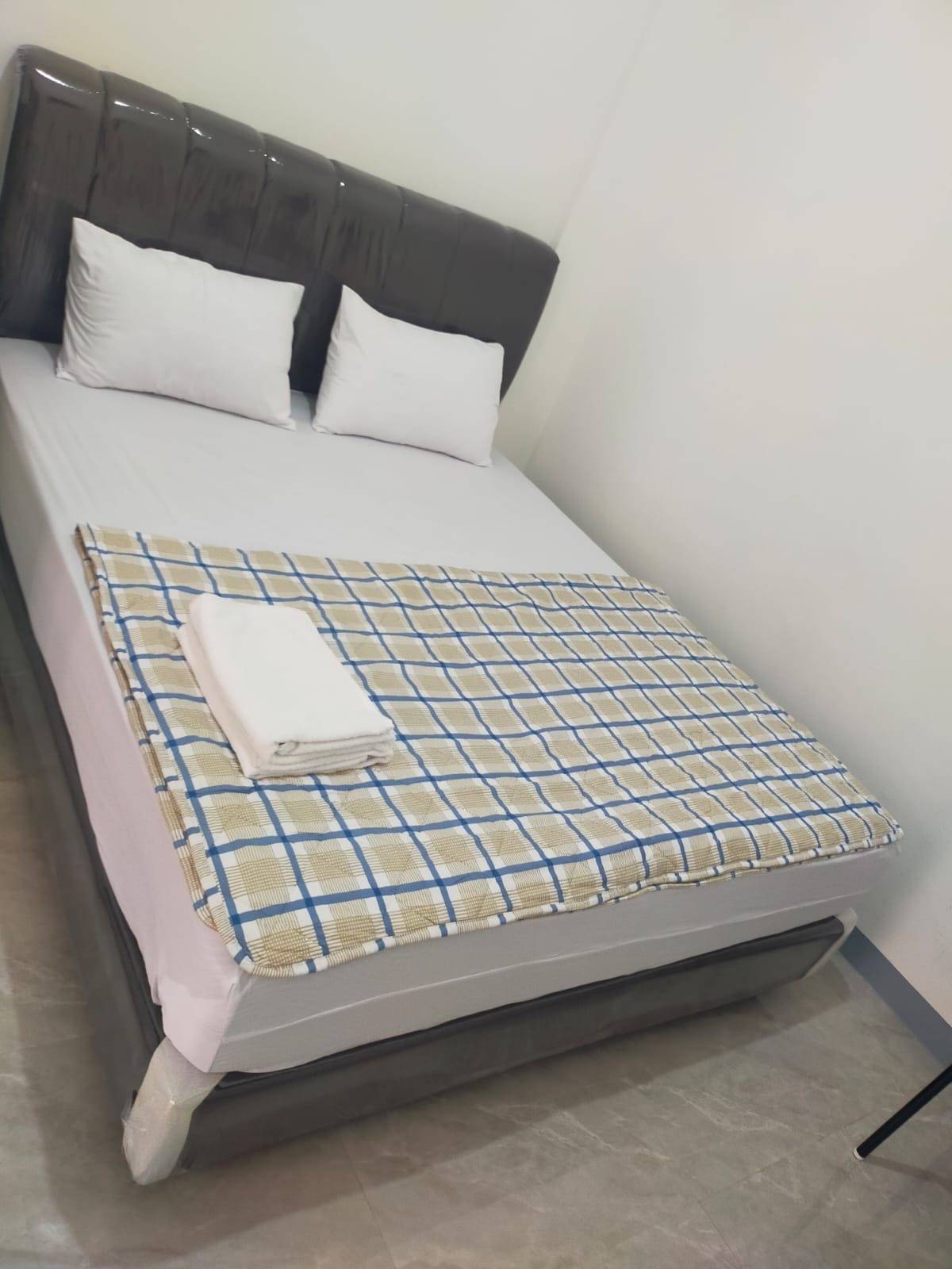 single bed king