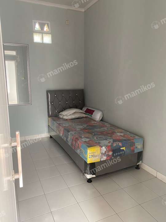 Kost Chandra Pondok Gede Bekasi