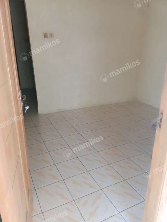 Kost Roy Cikarang Barat Bekasi