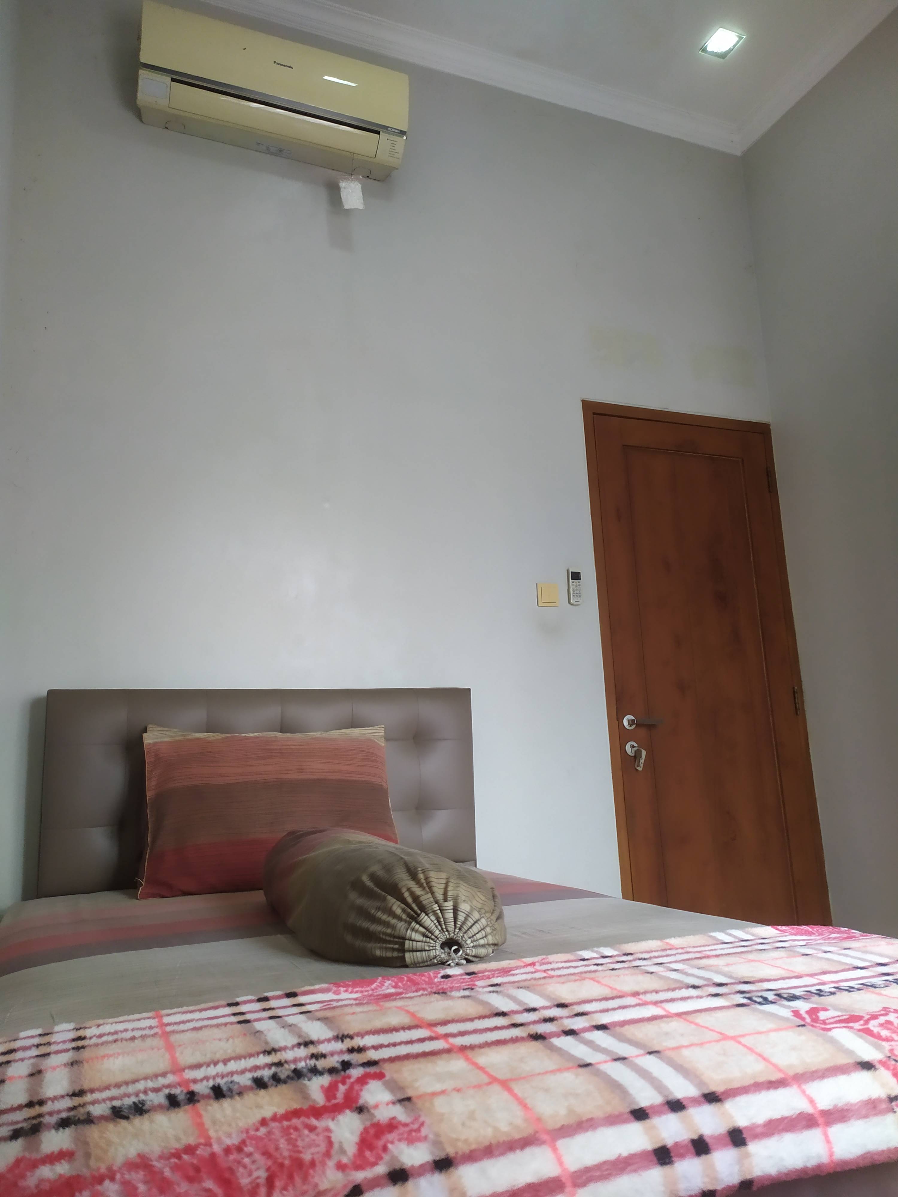 Kamar Kos 1