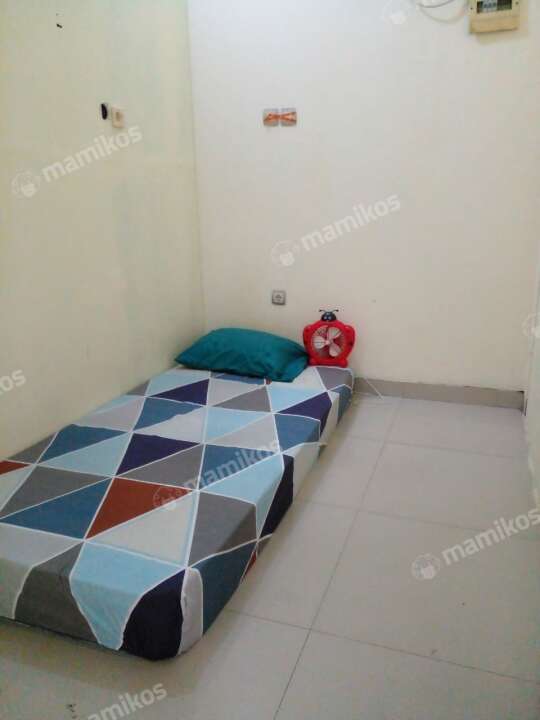 Kost Puri Lestari Karang Tengah Tangerang