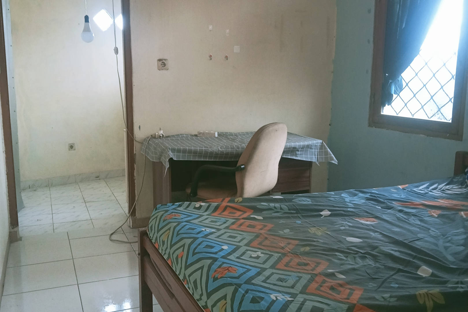 Kamar 1