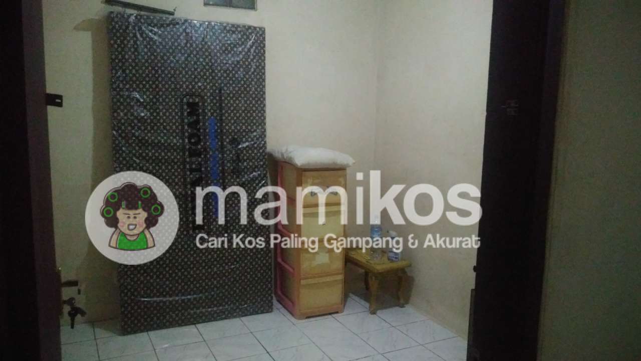 Kost Pak Haji Ramlan Jatinegara Jakarta Timur