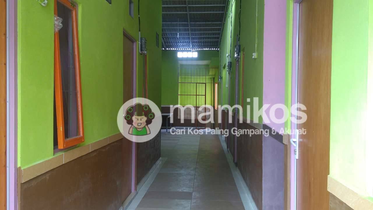 Kost JP1000 Tipe C Pulo Gadung Jakarta Timur