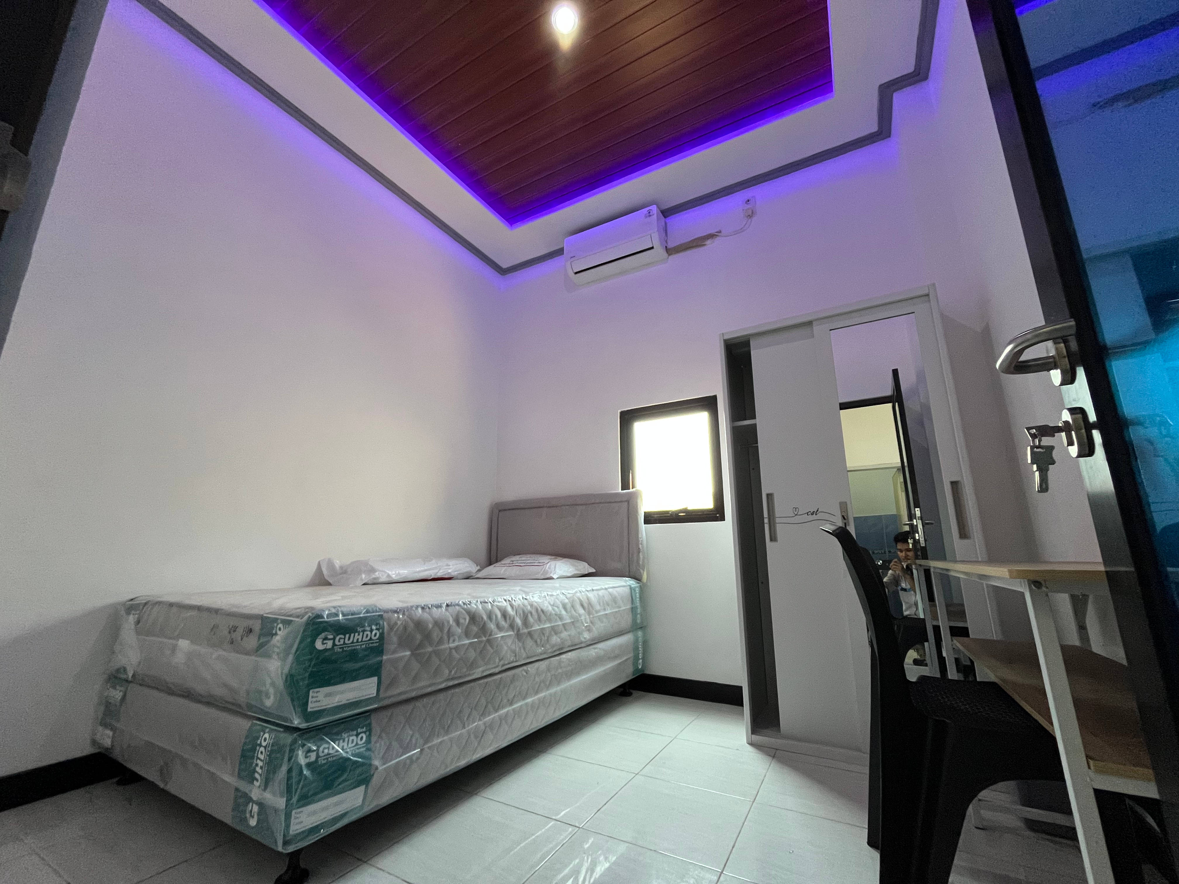 Kamar F