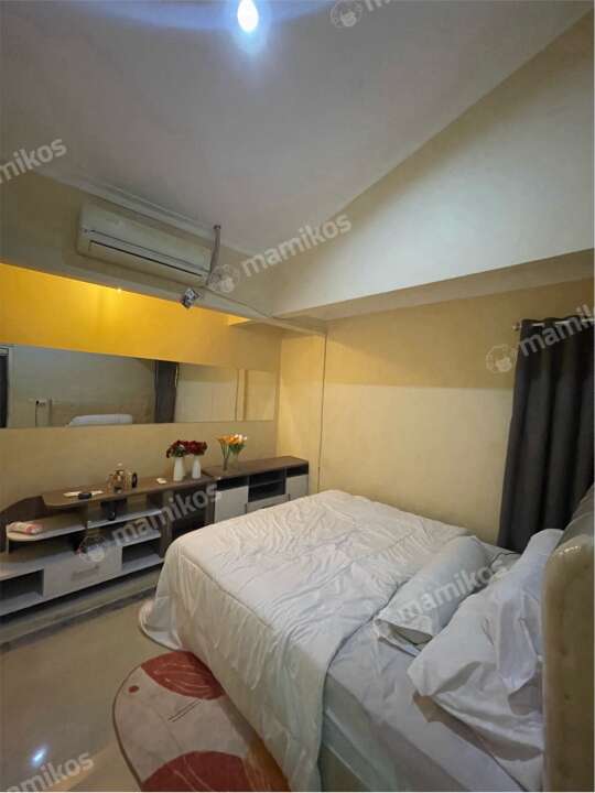 Kost L8 Living Padurenan Mustika Jaya Bekasi