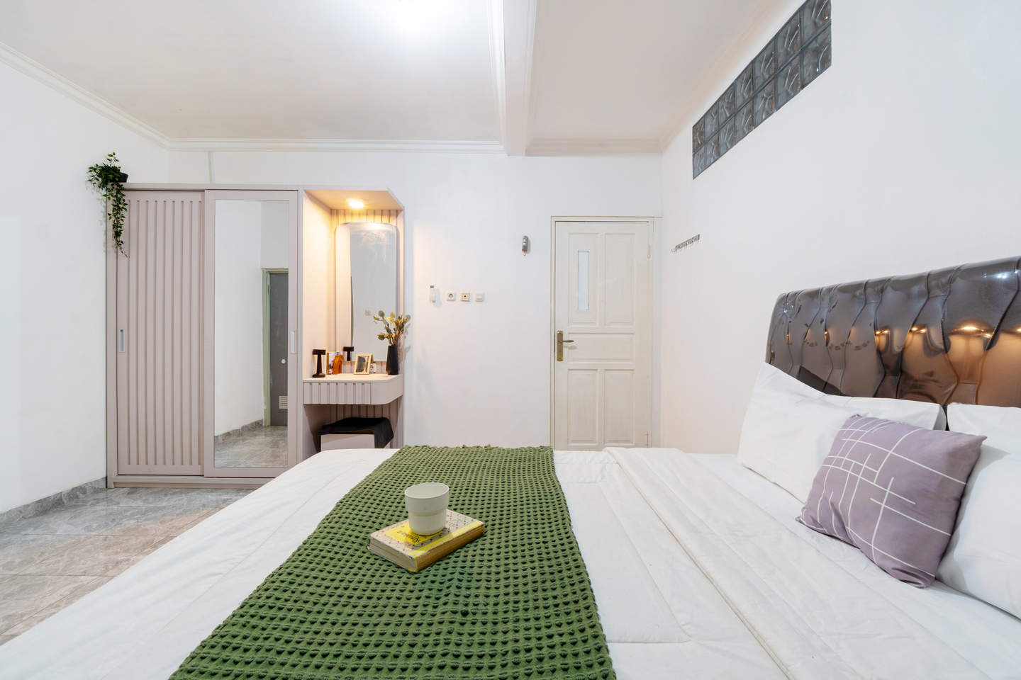 Apartemen Dekat City Plaza Klender Jakarta Timur - Rukita Valo Tebet (Available on 1 November 2026)