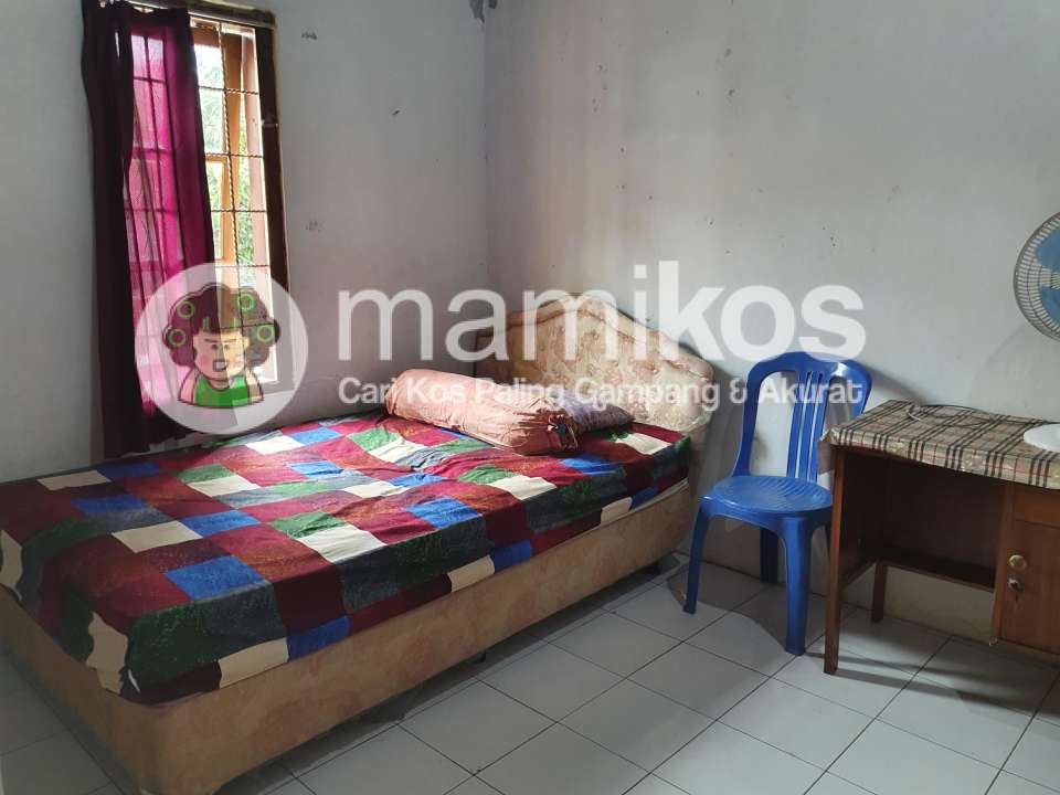 Kost Ibu Aspan Tipe B Kramatjati Jakarta Timur