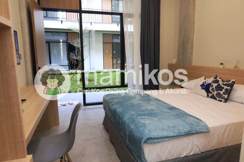 Kost Athome 19 Superior Room With Terrace Mampang Prapatan Jakarta Selatan