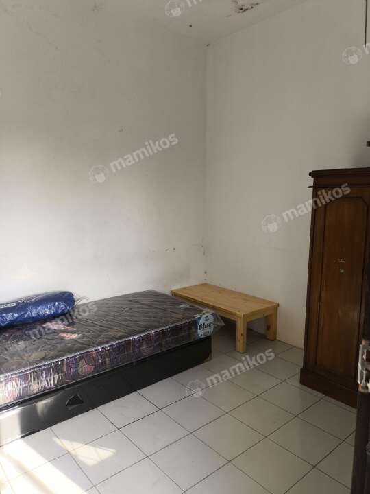 Kost Eyang Uti Tipe B Cilandak Jakarta Selatan