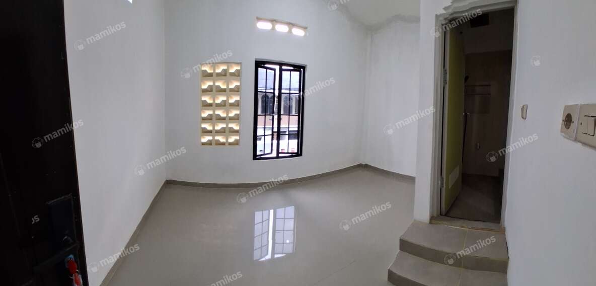 Rumah Kontrakan Pak Ari Jatinegara Jakarta Timur