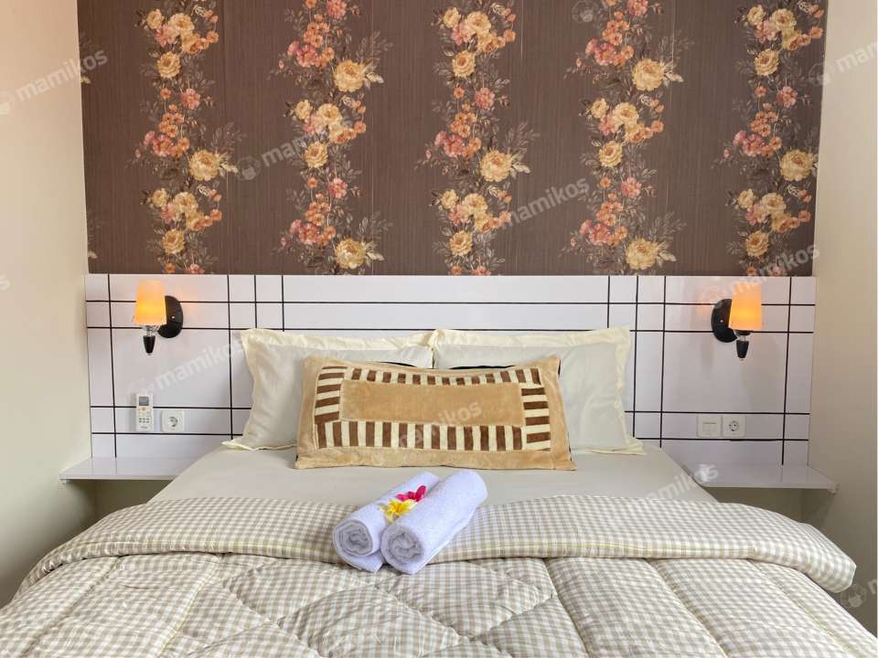 Kost Griya Fikarda Summer Gold Room Beji Depok