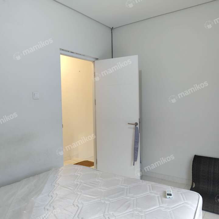 Kost Rumah Cluster Paradise Setu Tangerang Selatan