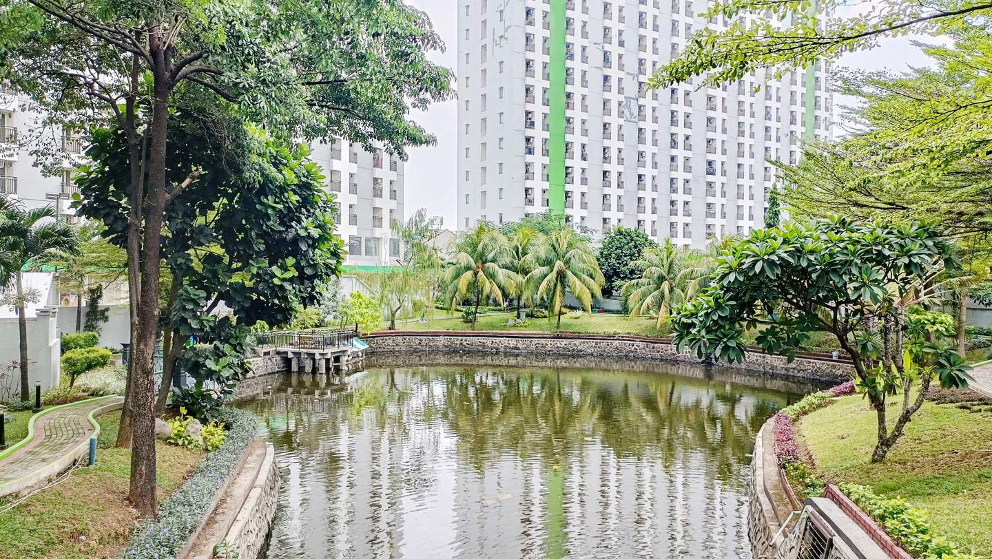 Foto Rukita Unit Apartemen Green Lake View Ciputat - Studio Pool View #1