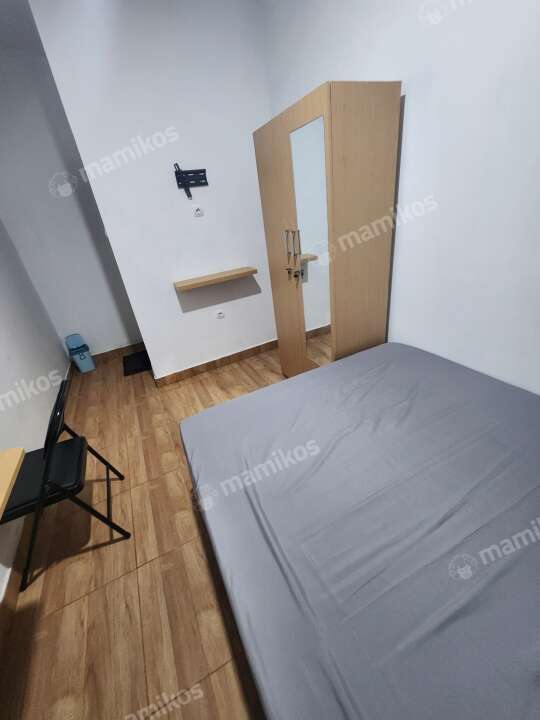 Kost Your Space 2 VIP Pinang Tangerang