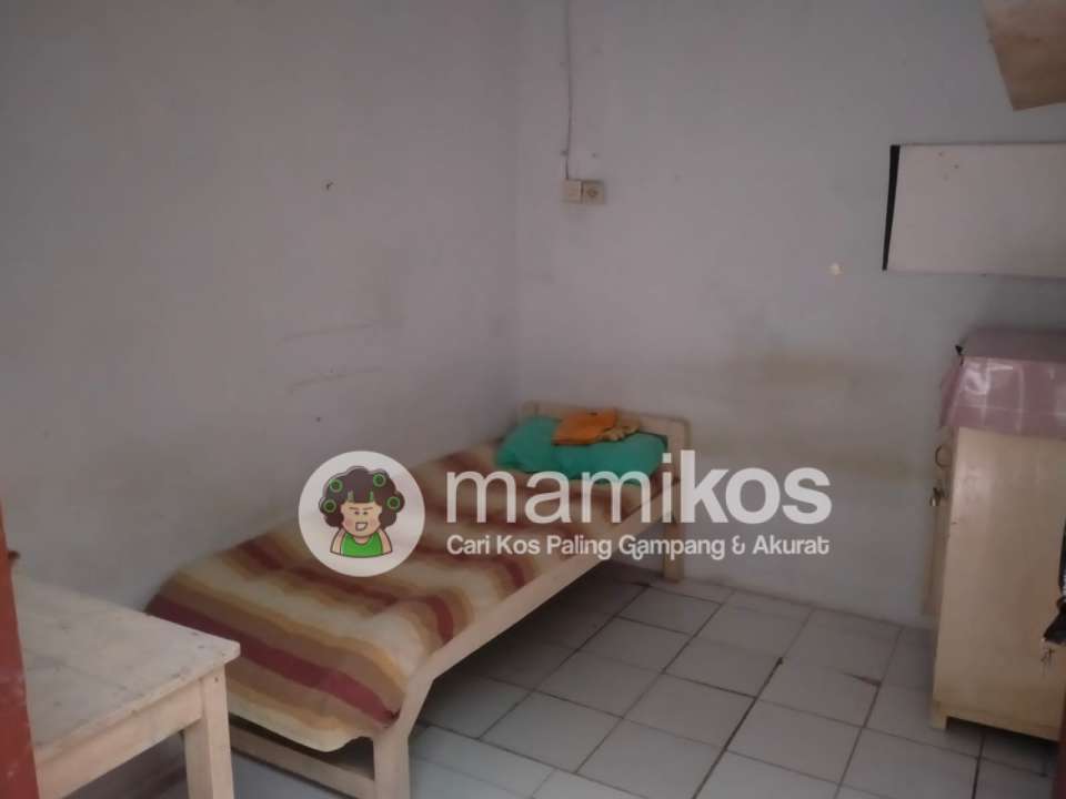 Kost Wisma Al Izzah Pak Akim Kamar Kecil Pondok Aren Tangerang Selatan