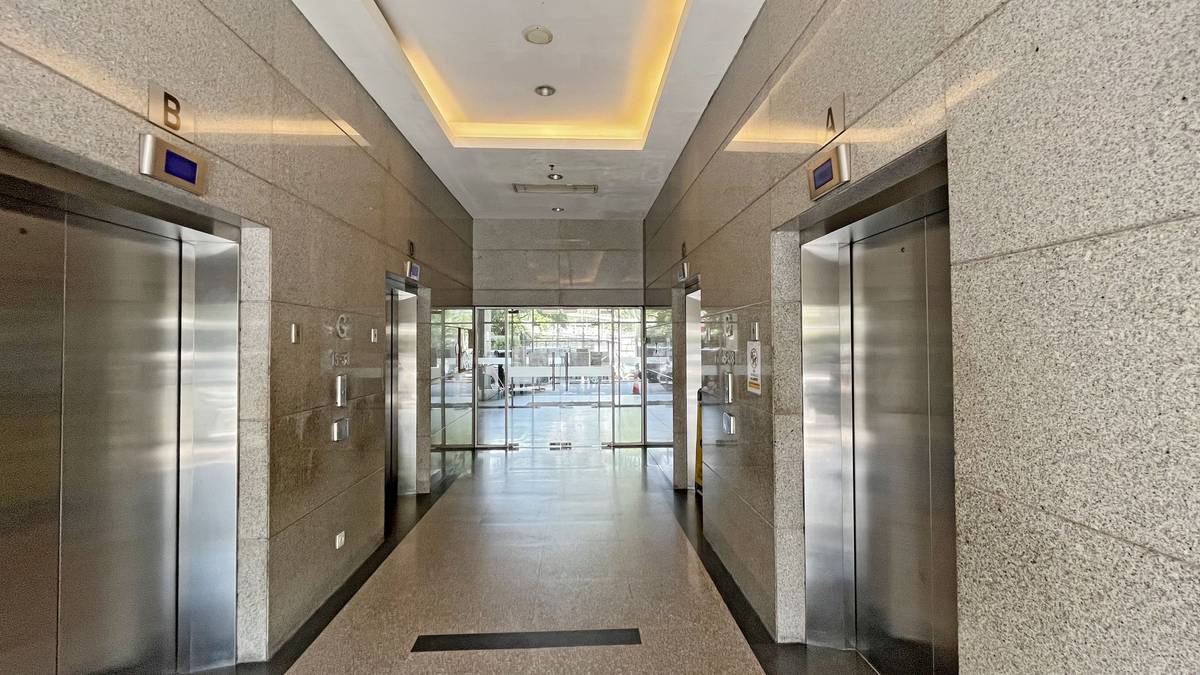 Foto Rukita Unit Apartemen Tifolia Pulomas - Studio City View #6